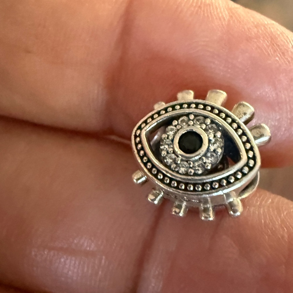 Silver Eye Design Stud Earring - image 3